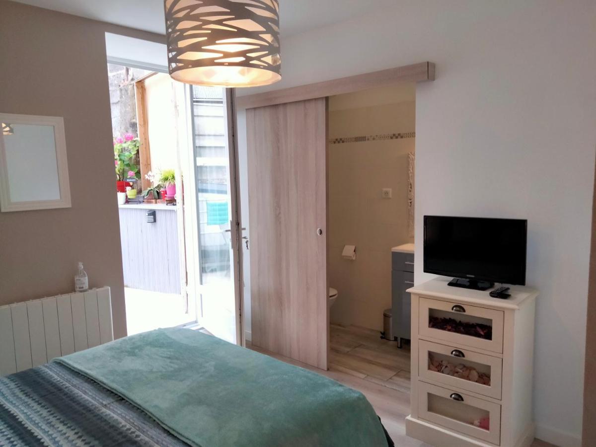 Les Chambres Hautes D'Anastasia Rodez Exteriér fotografie