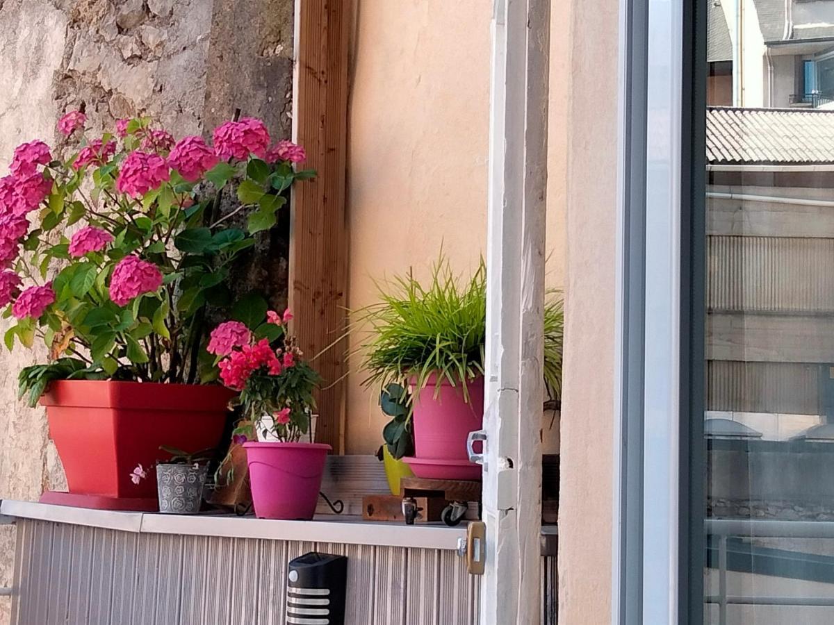 Les Chambres Hautes D'Anastasia Rodez Exteriér fotografie