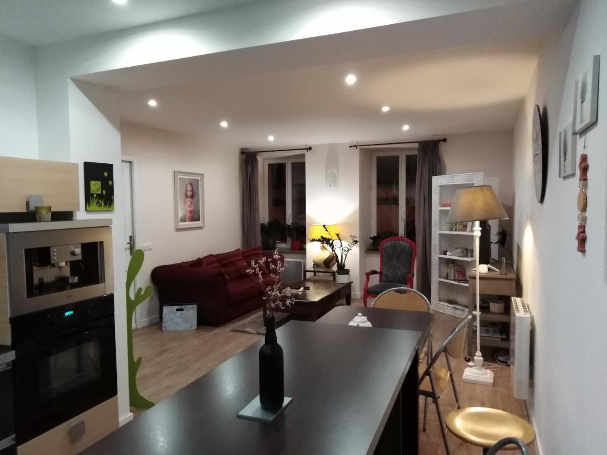 Les Chambres Hautes D'Anastasia Rodez Exteriér fotografie
