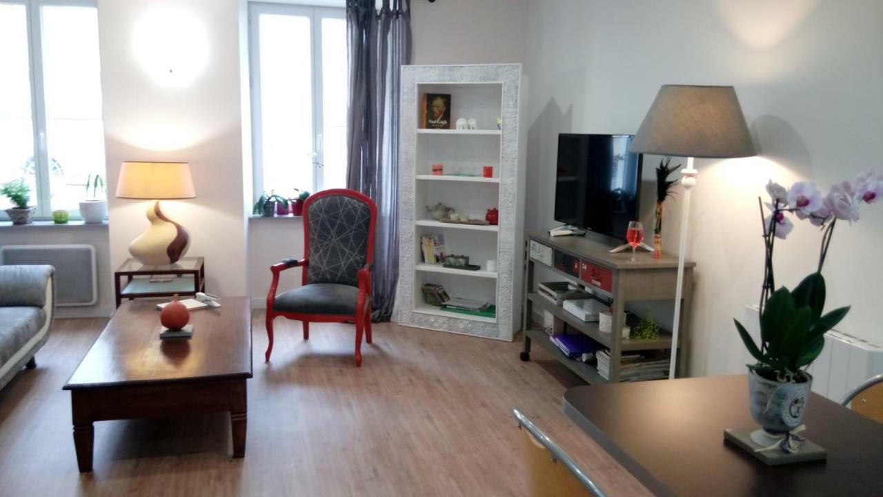 Les Chambres Hautes D'Anastasia Rodez Exteriér fotografie