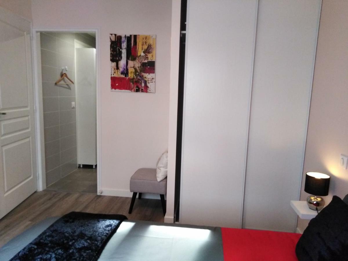 Les Chambres Hautes D'Anastasia Rodez Exteriér fotografie